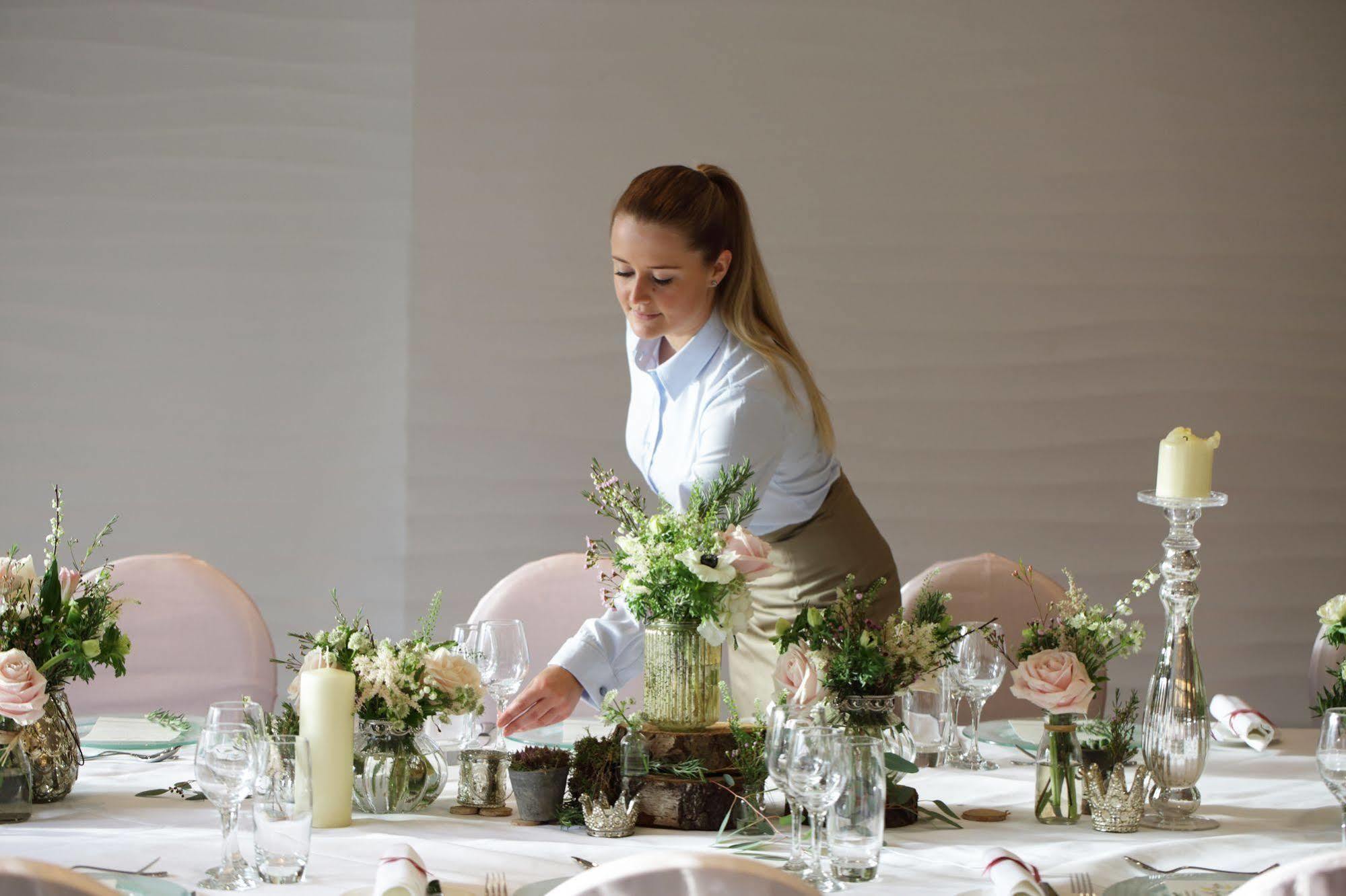 מלון אגהאם The Runnymede On Thames (Adults Only) מראה חיצוני תמונה