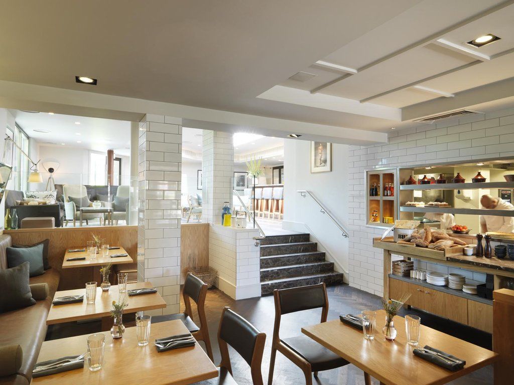מלון אגהאם The Runnymede On Thames (Adults Only) מראה חיצוני תמונה